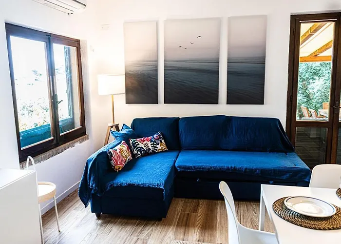 Casa Con Vista Mare E Giardino Privato