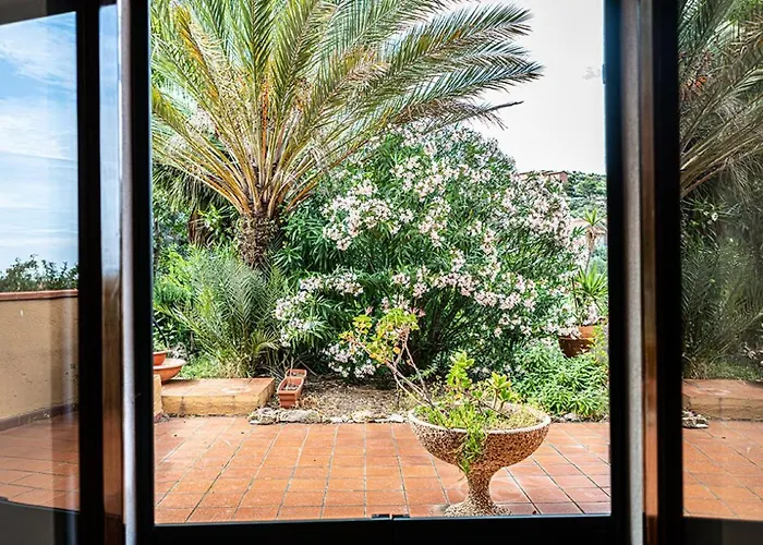 Casa Con Vista Mare E Giardino Privato * 질리오 포르토